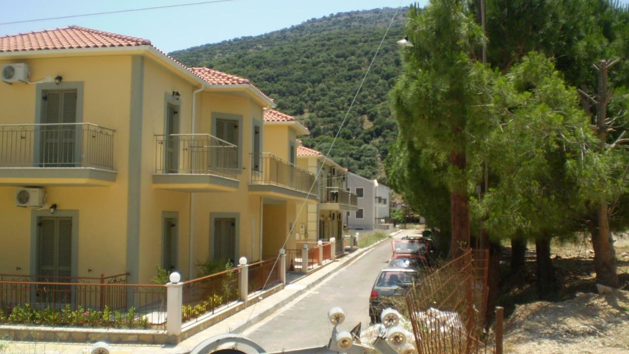 איה אפימיה Evangelia מראה חיצוני תמונה